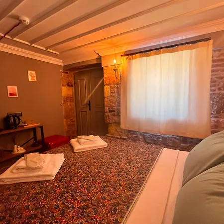 Arcadia Kapslový hotel Cunda